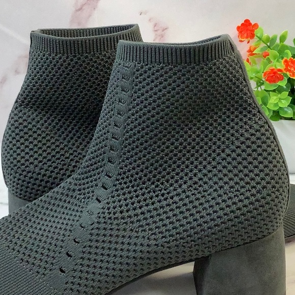 NWT Eileen Fisher Women's Boots Charcoal Size 8.5 - Picture 5 of 6